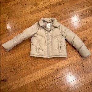 Abercrombie & Fitch Vegan Leather Cream Puffer Jacket